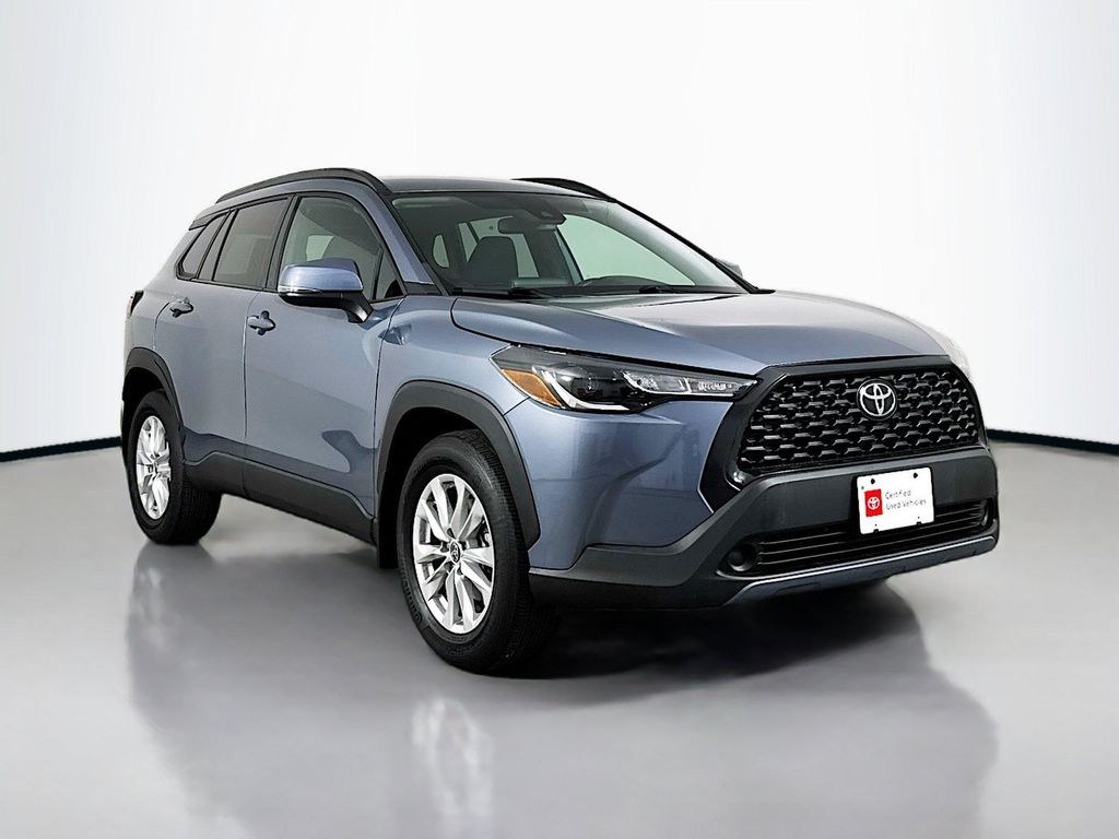 صورة 1 لـ 2022 Toyota COROLLA CROSS LE