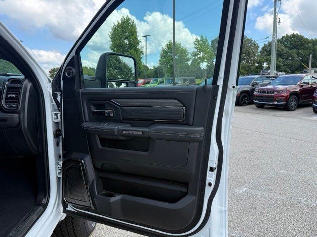 صورة مصغرة 28 لـ 2026 RAM 2500 LIMITED