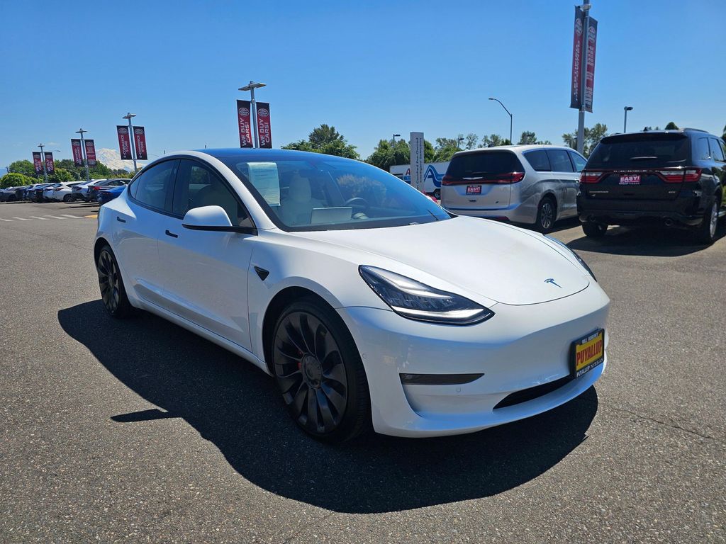 TESLA MODEL 3 PERFORMANCE - 7