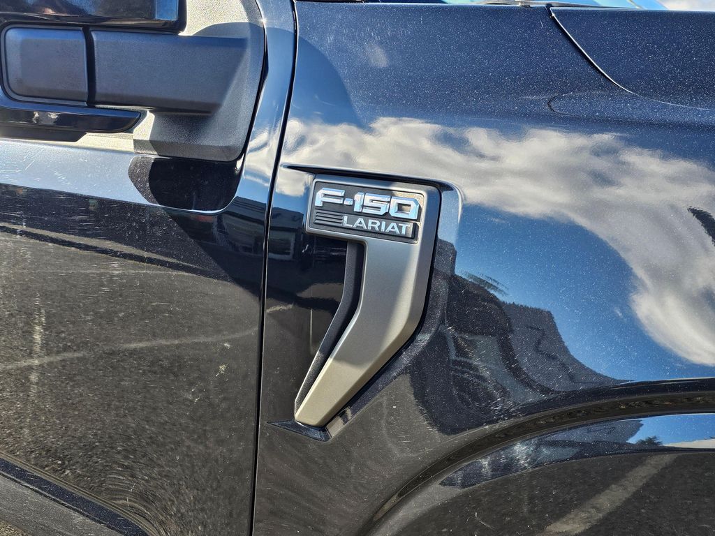 FORD F-150 LARIAT - 10