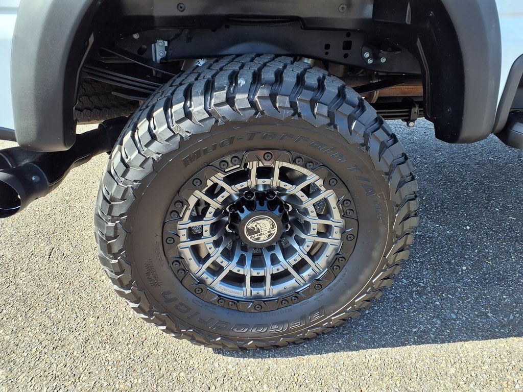 صورة 13 لـ 2024 FORD F-250 LARIAT