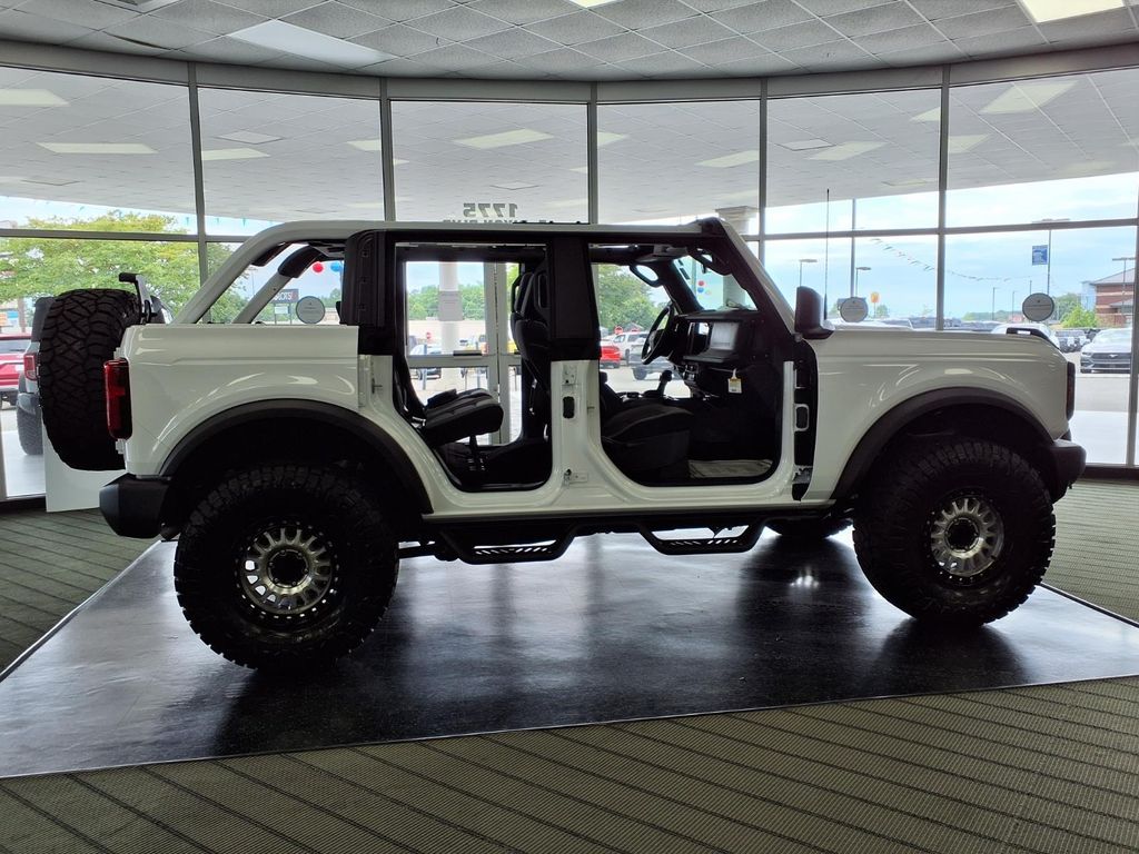 FORD BRONCO BASE - 10