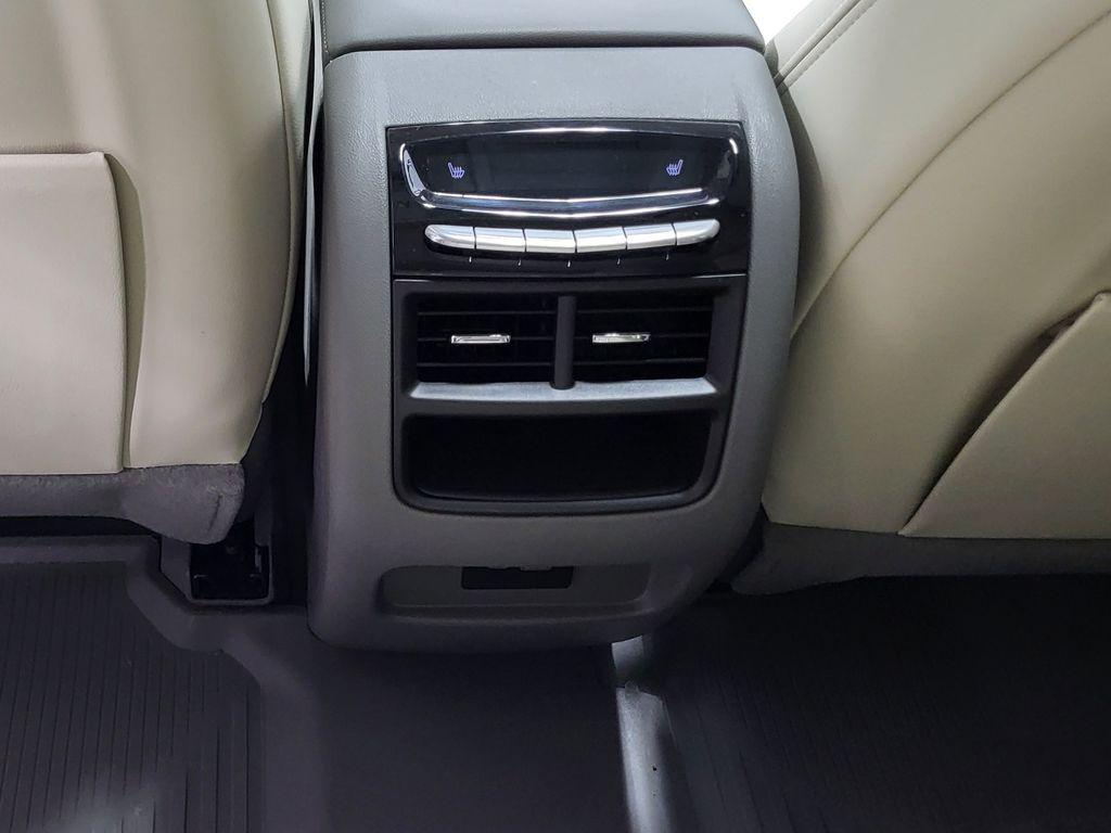 صورة مصغرة 35 لـ 2023 Cadillac XT5 PREMIUM LUXURY
