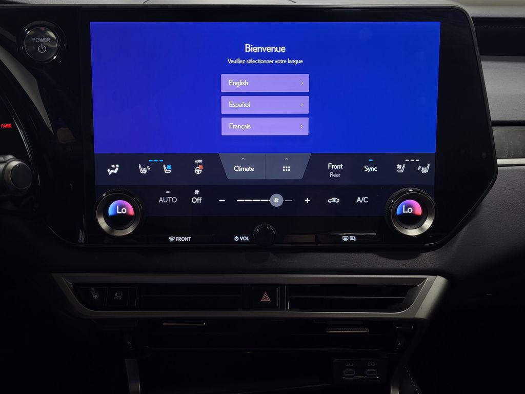 2024 Lexus RX 450H+ BASE — фото 18
