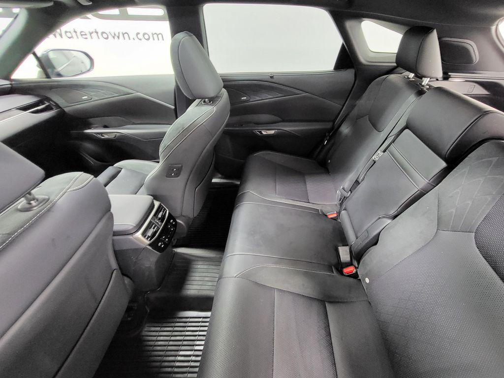 2024 Lexus RX 450H+ BASE — фото 36