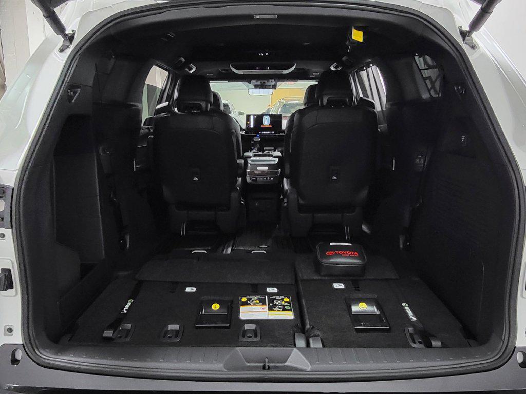 2026 Toyota SIENNA PLATINUM — миниатюра 47