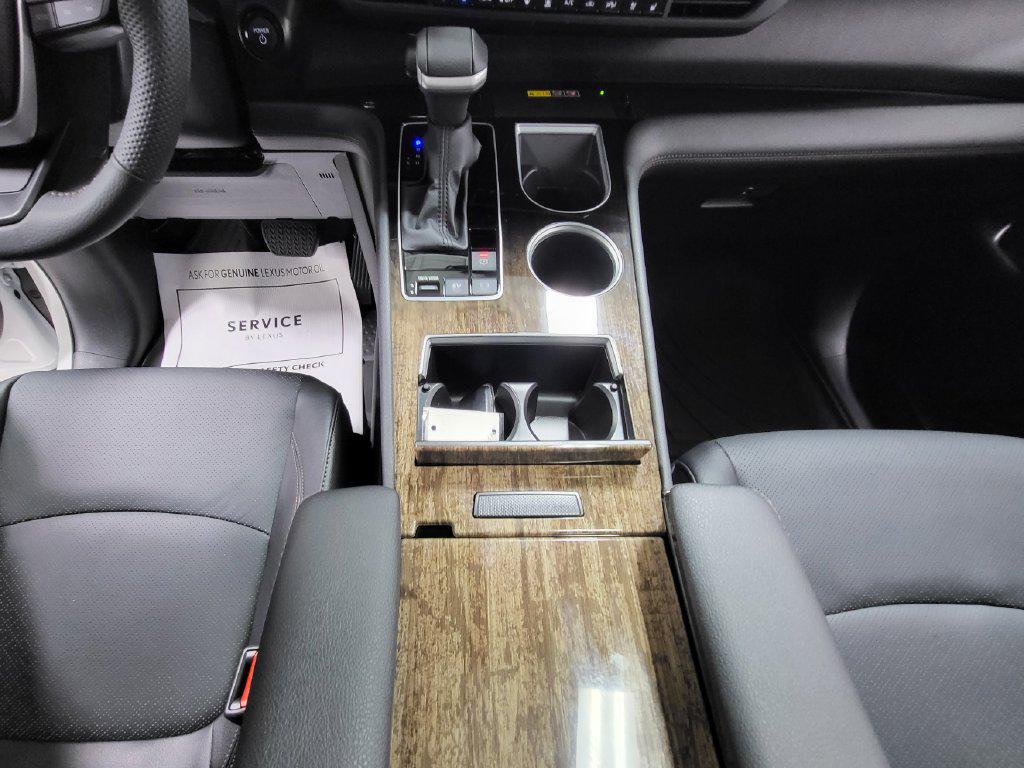 2026 Toyota SIENNA PLATINUM — миниатюра 15
