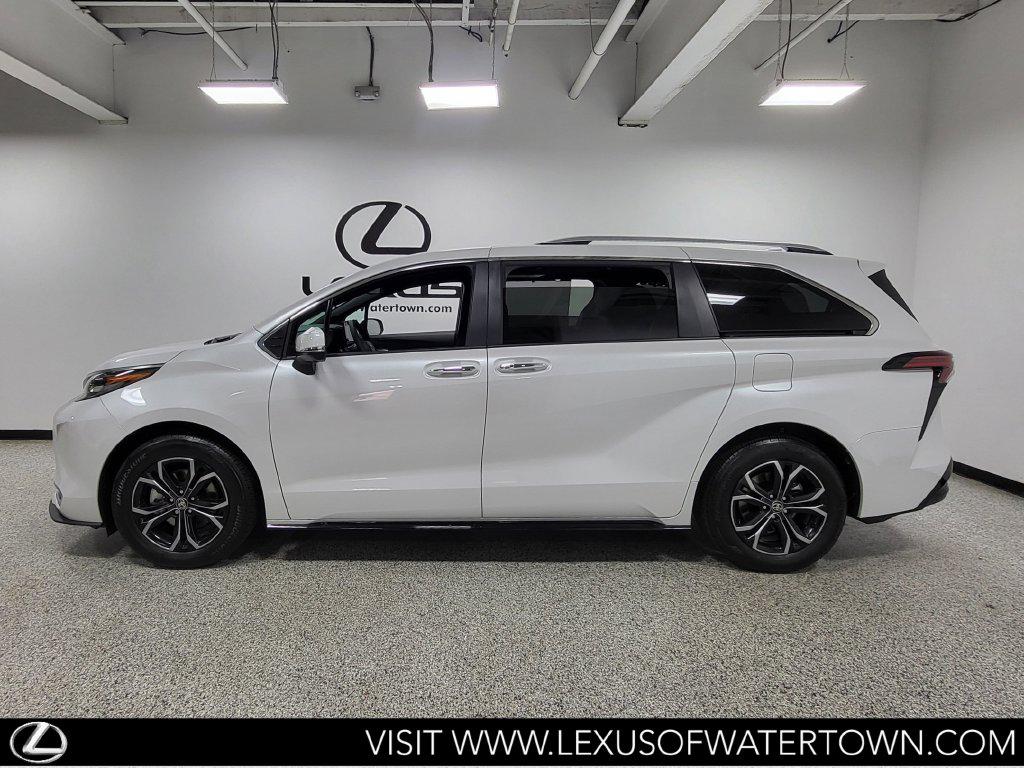 2026 Toyota SIENNA PLATINUM — миниатюра 11