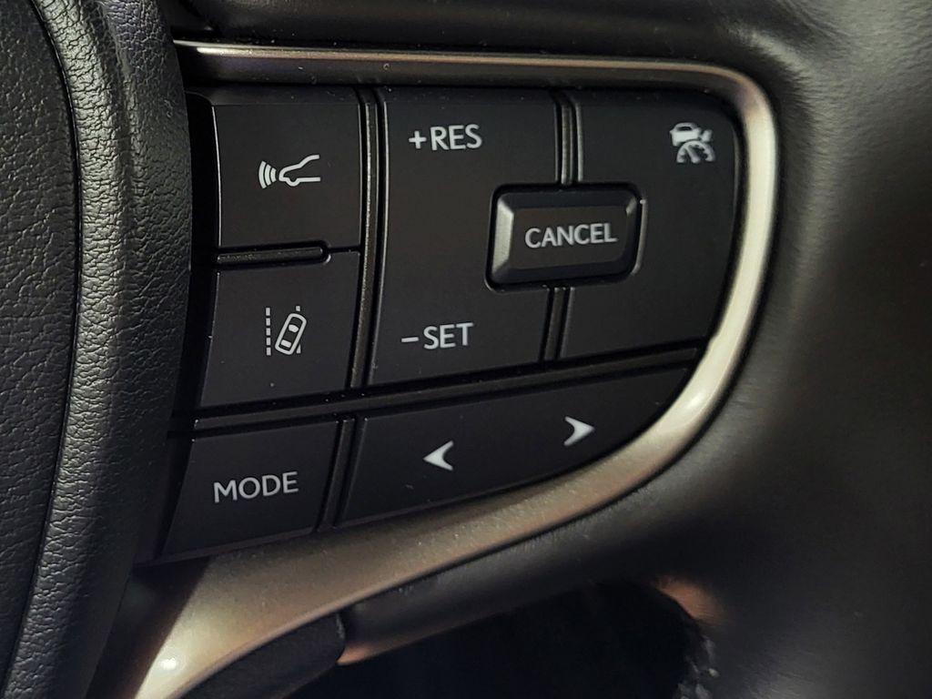 صورة مصغرة 20 لـ 2024 Lexus UX 250H BASE