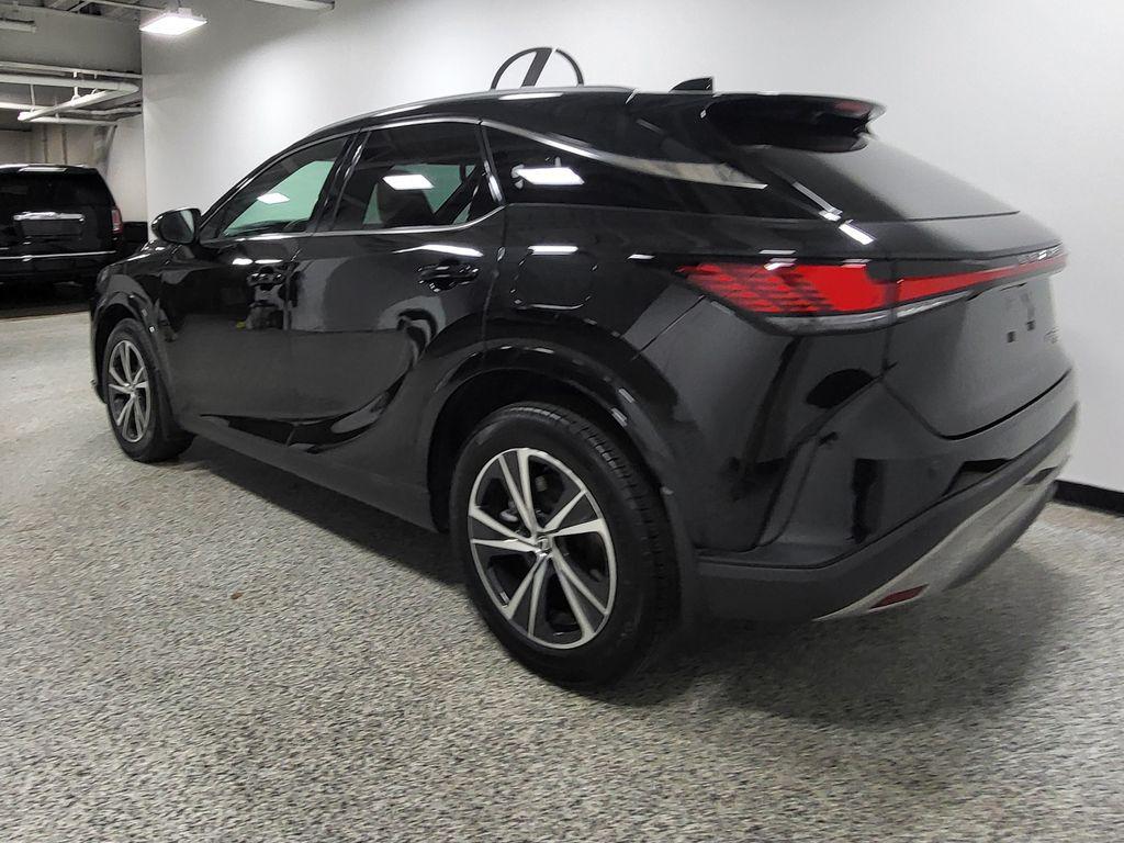 صورة 8 لـ 2024 Lexus RX 350 PREMIUM