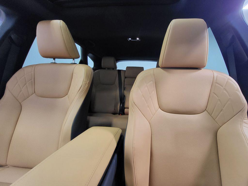 صورة 10 لـ 2024 Lexus RX 350 PREMIUM
