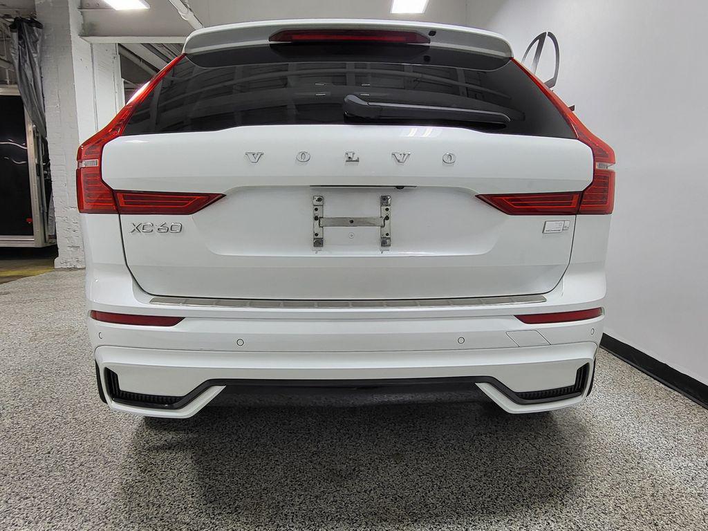صورة مصغرة 54 لـ 2023 Volvo XC60 RECHARGE PLUG-IN HYBRID T8 ULTIMATE DARK THEM