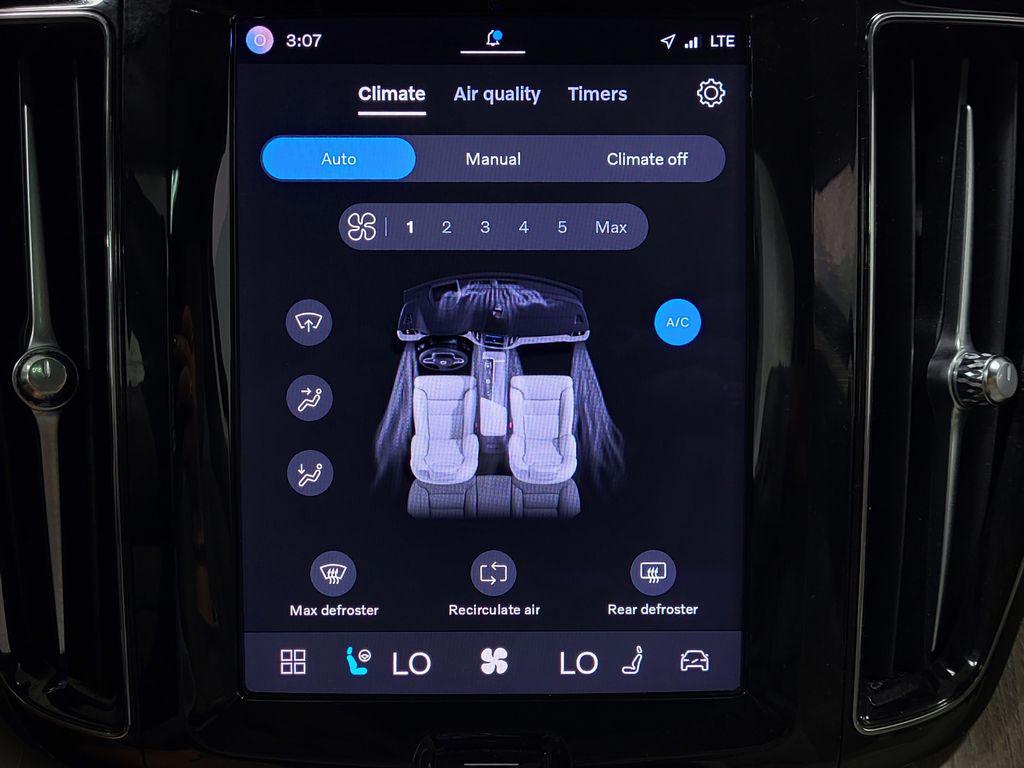 صورة مصغرة 28 لـ 2023 Volvo XC60 RECHARGE PLUG-IN HYBRID T8 ULTIMATE DARK THEM