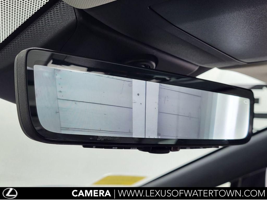 صورة مصغرة 28 لـ 2023 Lexus RZ 450E PREMIUM