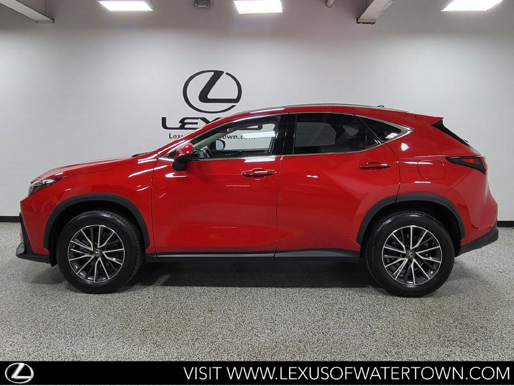 صورة 10 لـ 2022 Lexus NX 350H PREMIUM