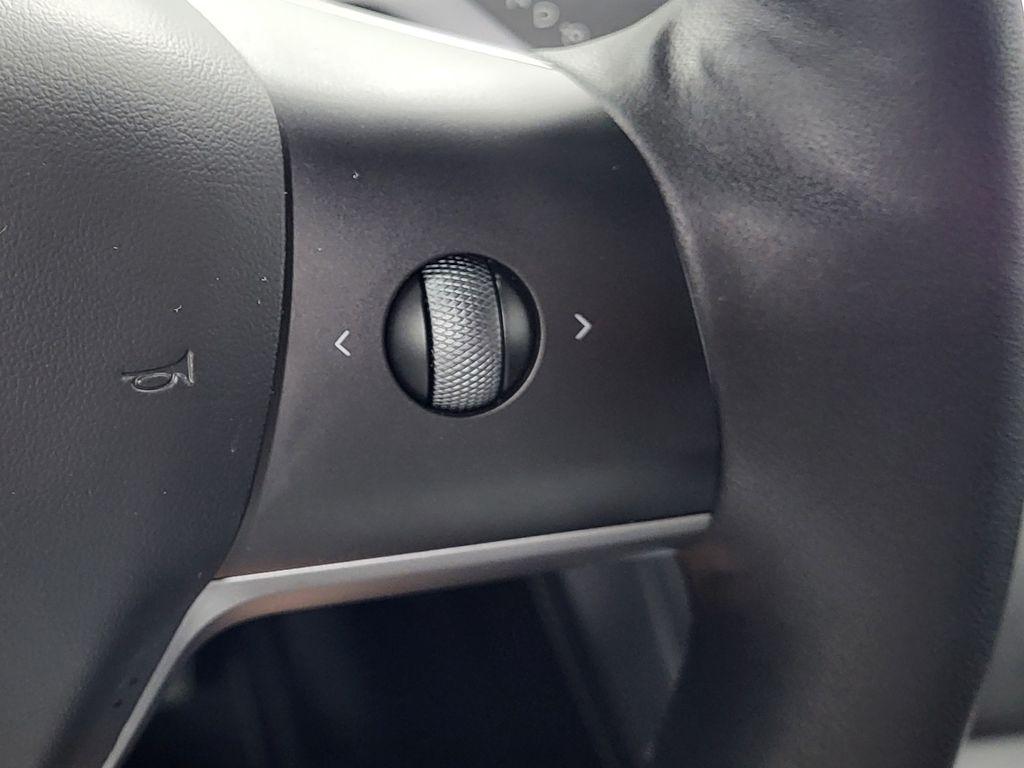 صورة مصغرة 26 لـ 2023 Tesla MODEL Y LONG RANGE DUAL MOTOR ALL-WHEEL DRIVE