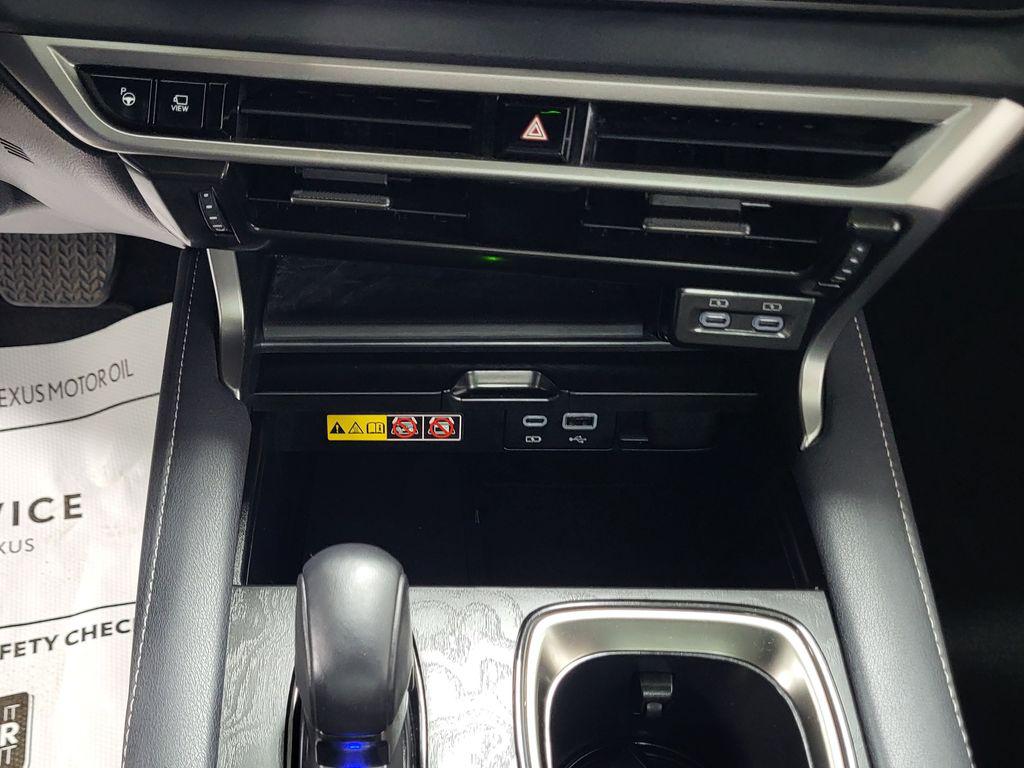 2024 Lexus RX 450H+ BASE 照片 17