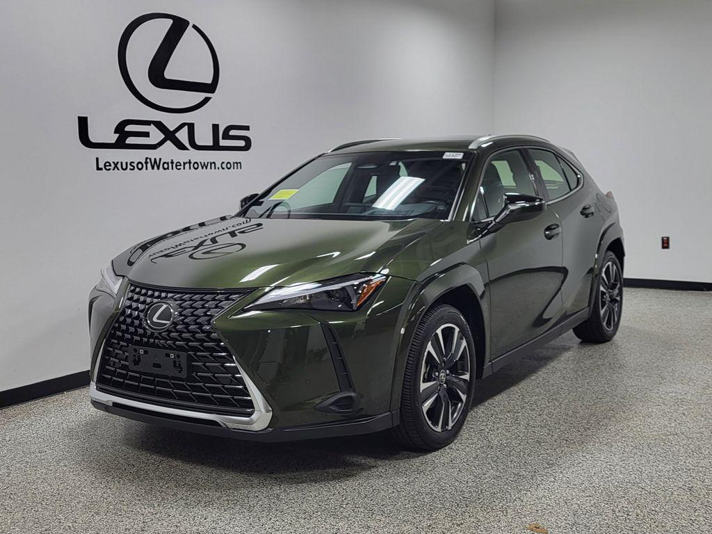 صورة 40 لـ 2025 Lexus UX 300H PREMIUM