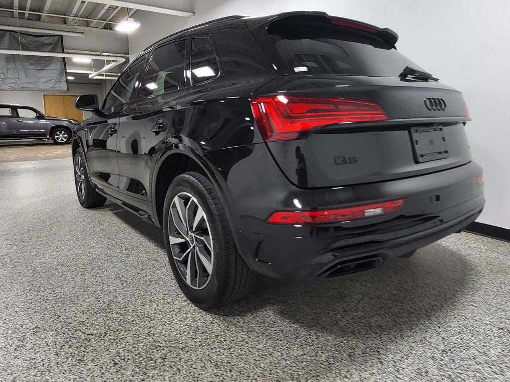 صورة 6 لـ 2024 AUDI Q5 45 S LINE PREMIUM