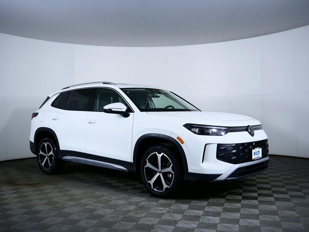 New 2026 Volkswagen Tiguan 2.0T SE