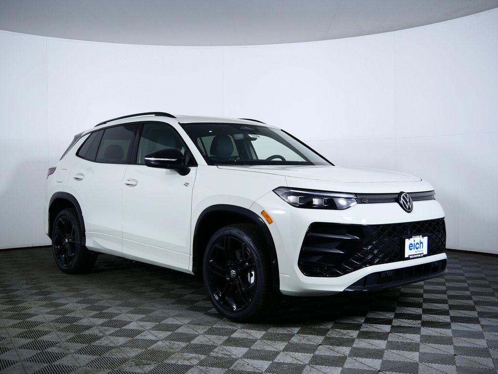 New 2026 Volkswagen Tiguan 2.0T SE R-Line Black 4MOTION