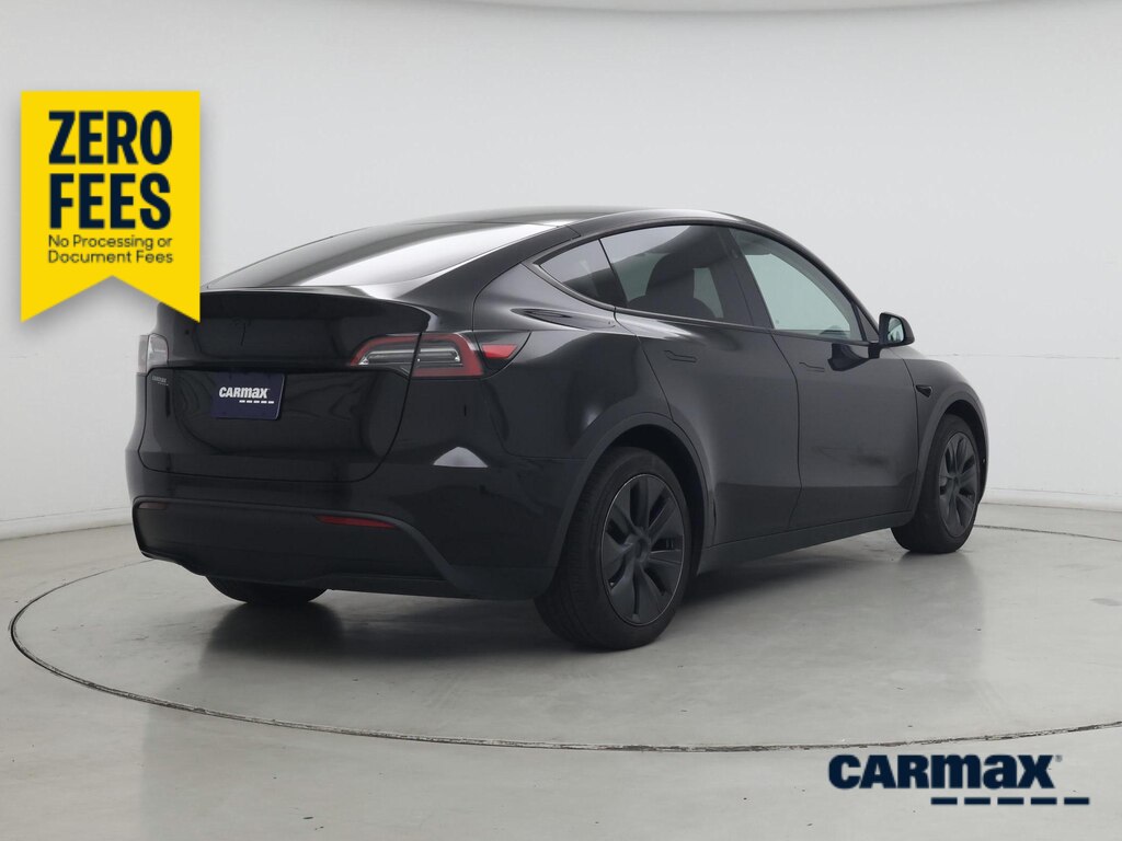 TESLA MODEL Y LONG RANGE - 10