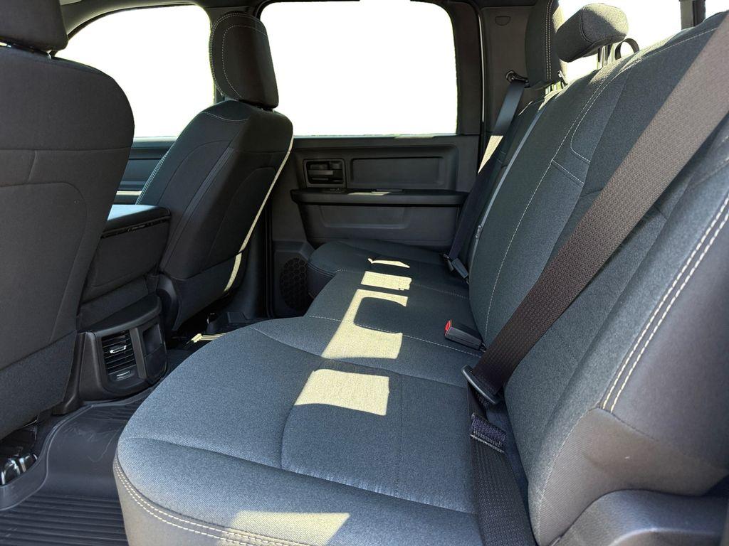 صورة مصغرة 14 لـ 2026 RAM 2500 TRADESMAN
