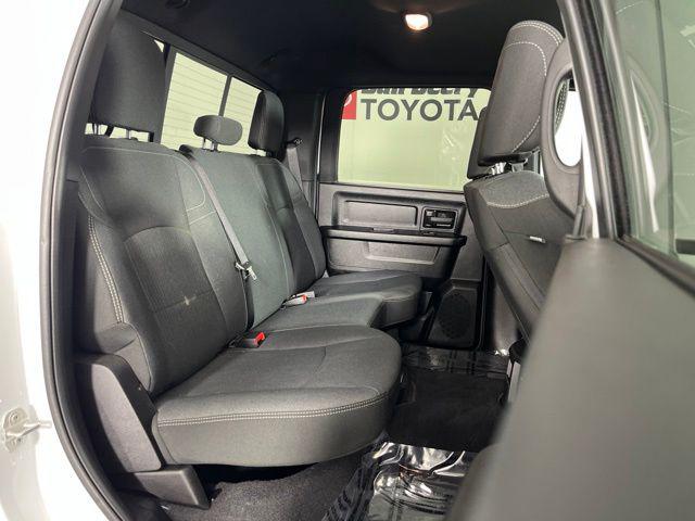 2024 RAM 2500 TRADESMAN CREW CAB 4X4 6'4' BOX — миниатюра 29