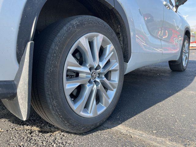 TOYOTA HIGHLANDER - 7