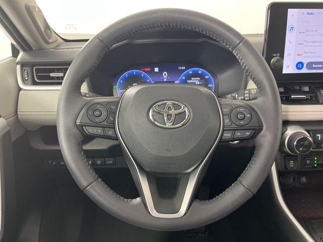 TOYOTA RAV4 - 8