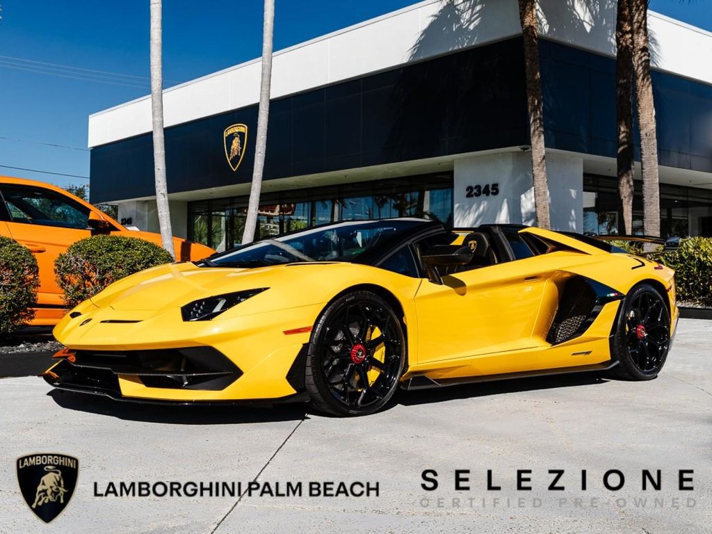 2021 Lamborghini Aventador SVJ