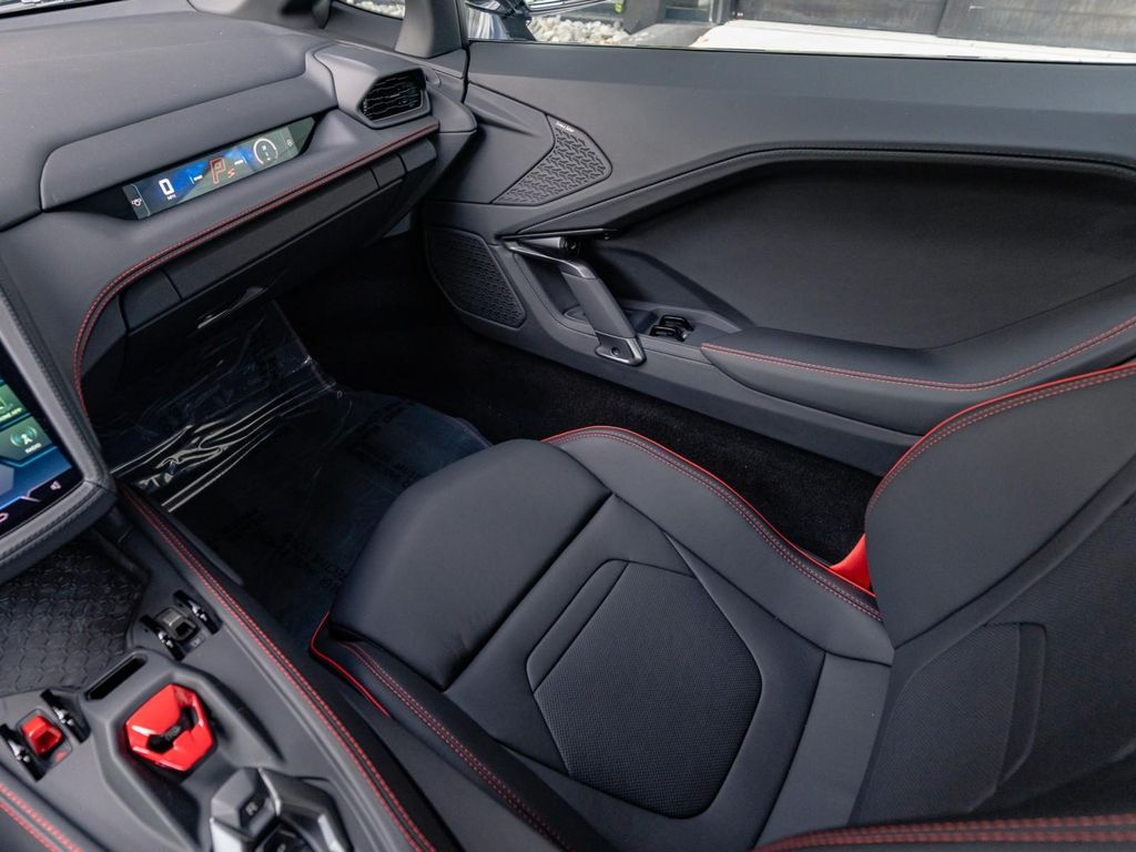 صورة 10 لـ 2026 Lamborghini TEMERARIO