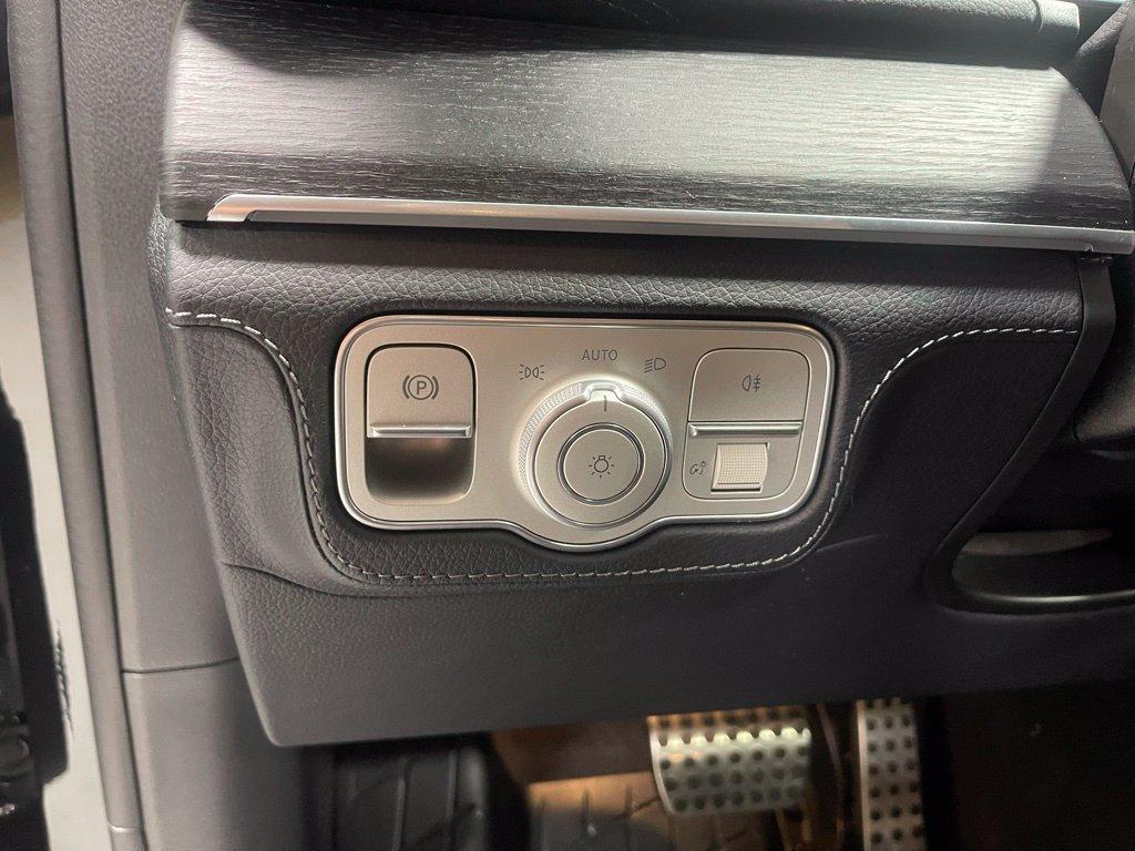 2026 Mercedes-BENZ GLS 缩略图 19