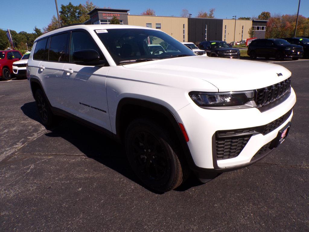 New 2026 Jeep Grand Cherokee L Altitude