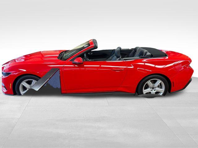 2026 FORD MUSTANG ECOBOOST PREMIUM — фото 4