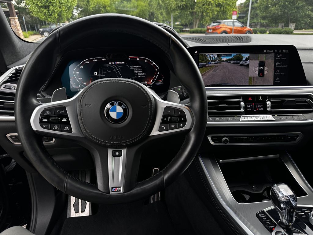 صورة 8 لـ 2021 BMW X5 M50I