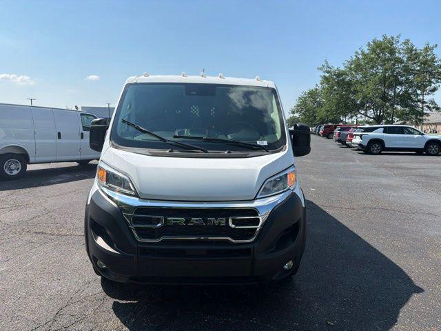 2025 RAM PROMASTER 2500 TRADESMAN — фото 4