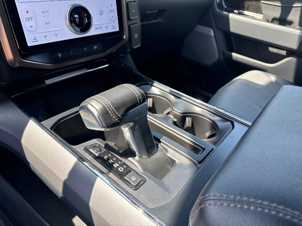 صورة مصغرة 26 لـ 2023 FORD F-150 LIGHTNING LARIAT