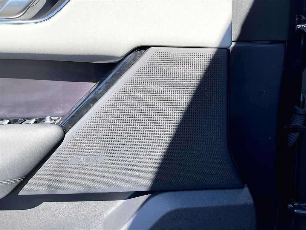 2026 LAND Rover RANGE ROVER VELAR P250 SE R-DYNAMIC 缩略图 34