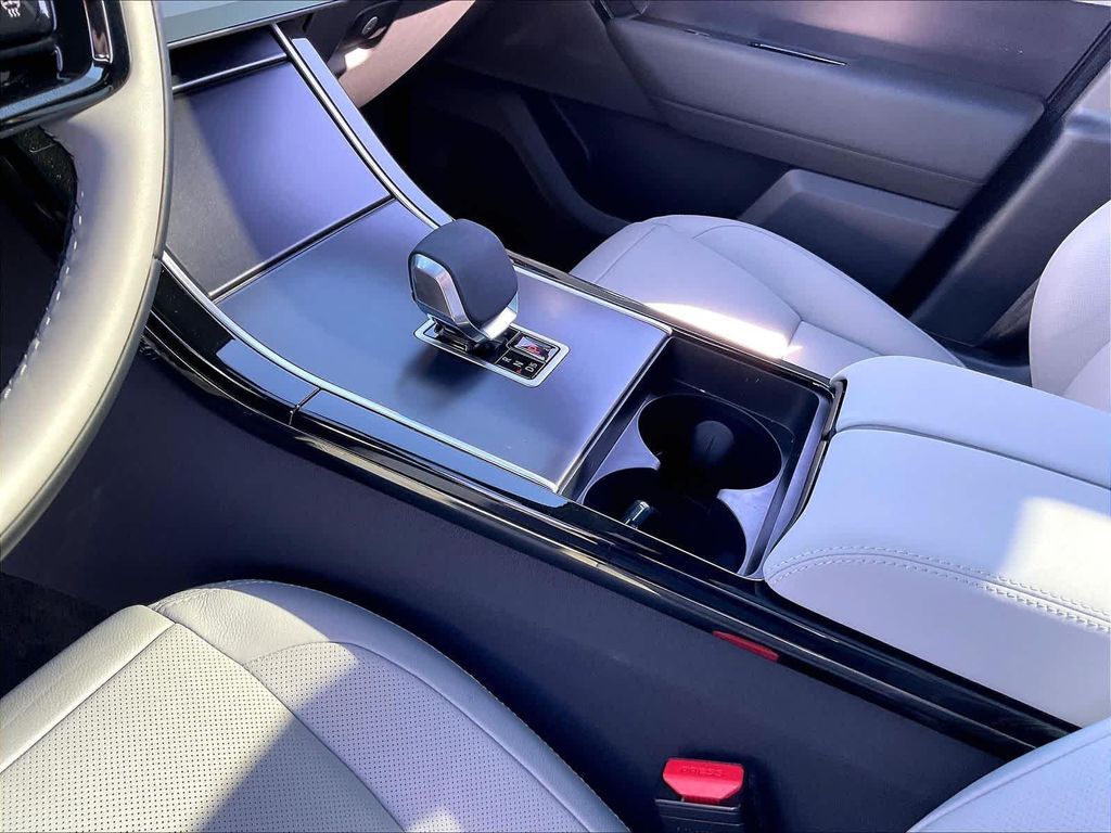 2026 LAND Rover RANGE ROVER VELAR P250 SE R-DYNAMIC 缩略图 18