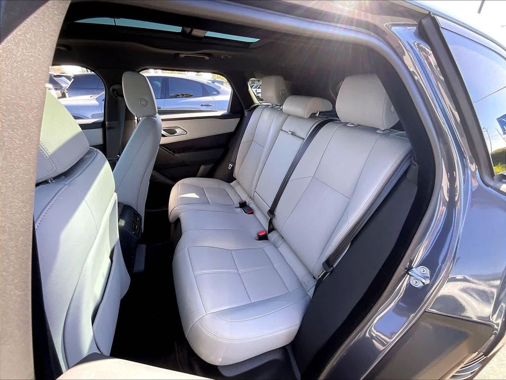 2026 LAND Rover RANGE ROVER VELAR P250 SE R-DYNAMIC 缩略图 27