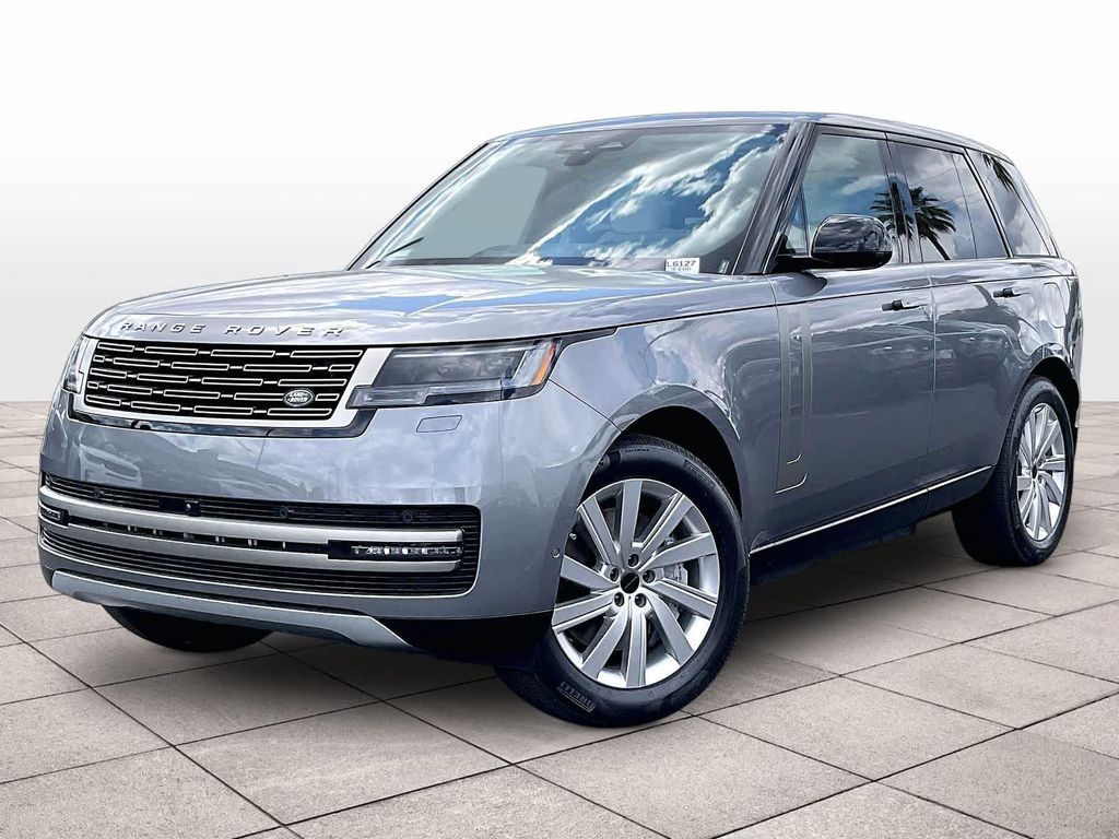 New 2026 Land Rover Range Rover P550e SE