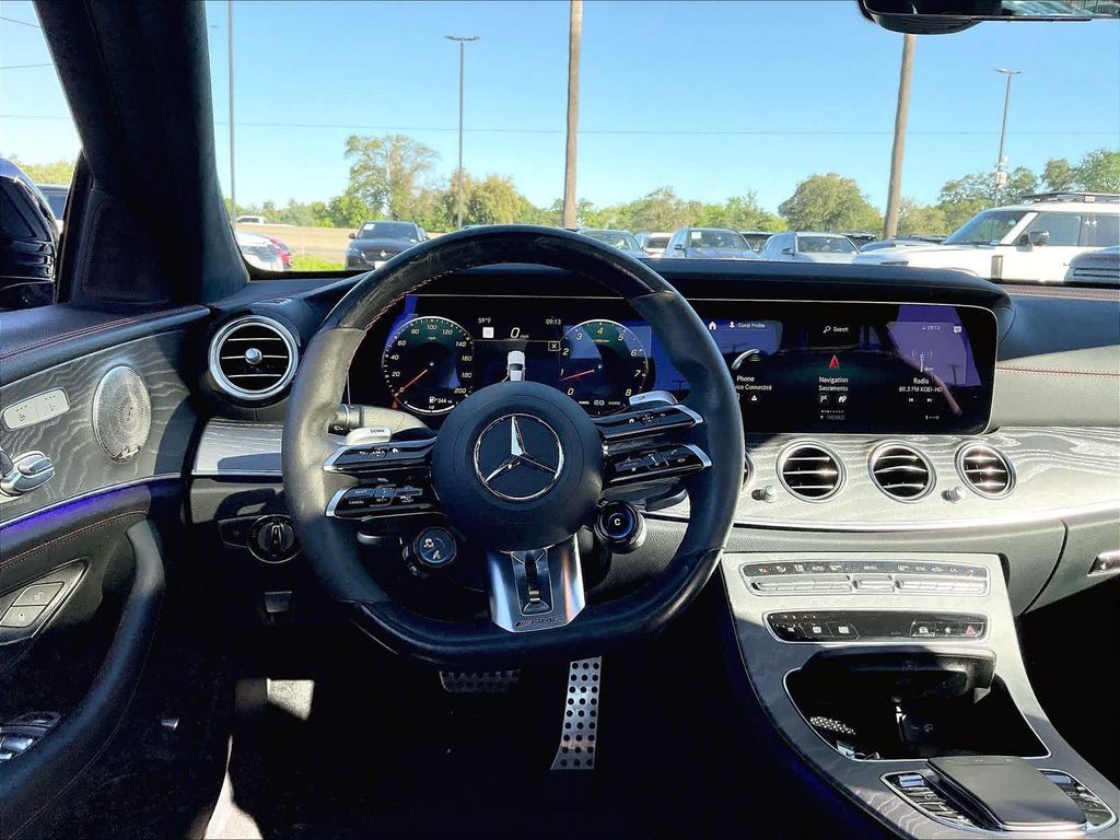 MERCEDES-BENZ E-CLASS - 5