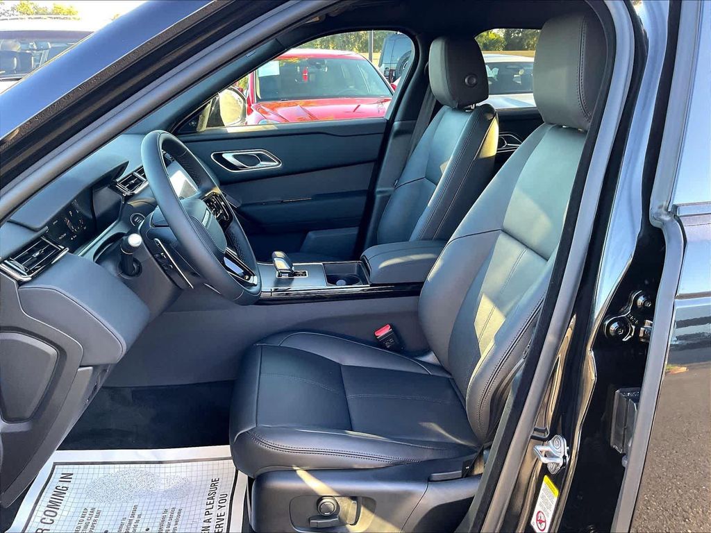 2026 LAND Rover RANGE ROVER VELAR P250 S — миниатюра 11