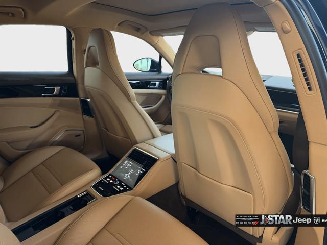 2021 Porsche PANAMERA 4S 照片 28