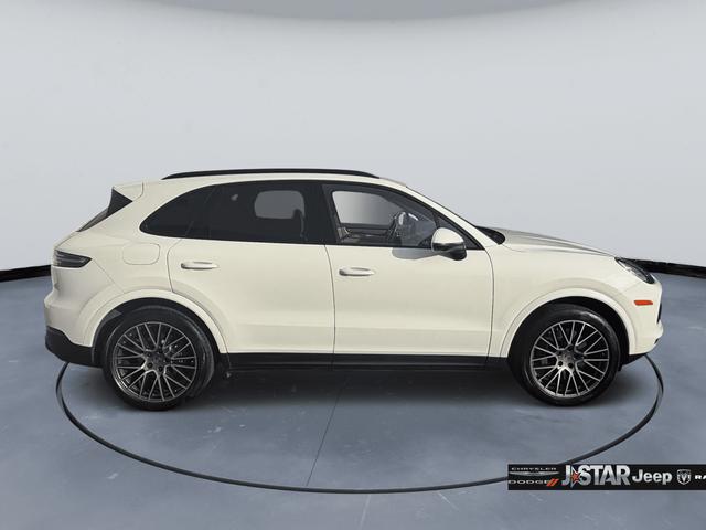 PORSCHE CAYENNE - 4