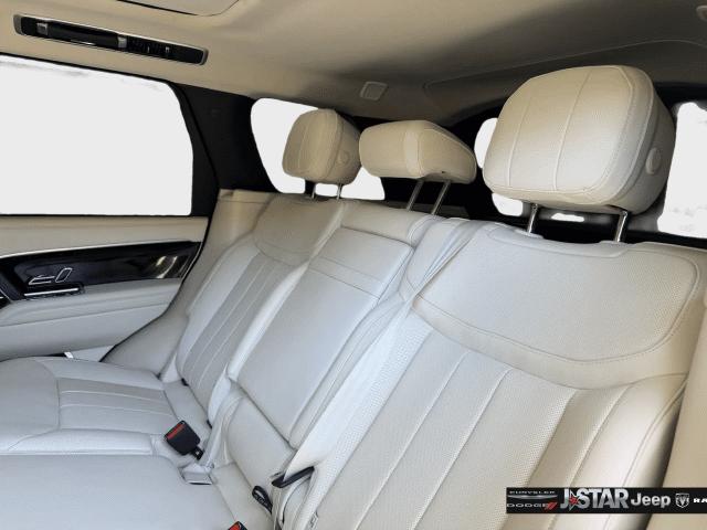 2025 LAND Rover RANGE ROVER P550E SE — миниатюра 26