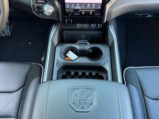 2026 RAM 1500 LARAMIE thumbnail 15