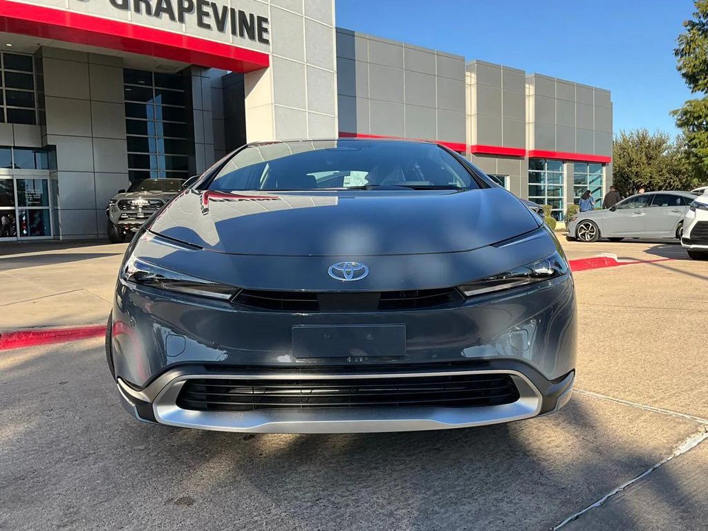 TOYOTA PRIUS - 4