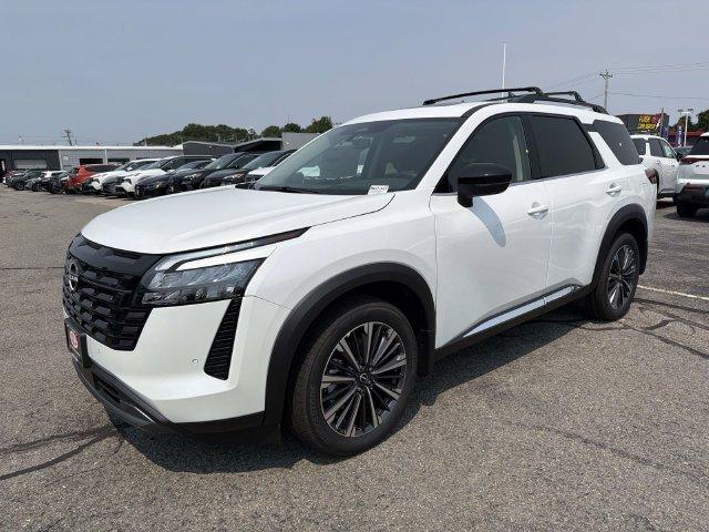 New 2026 Nissan Pathfinder Platinum